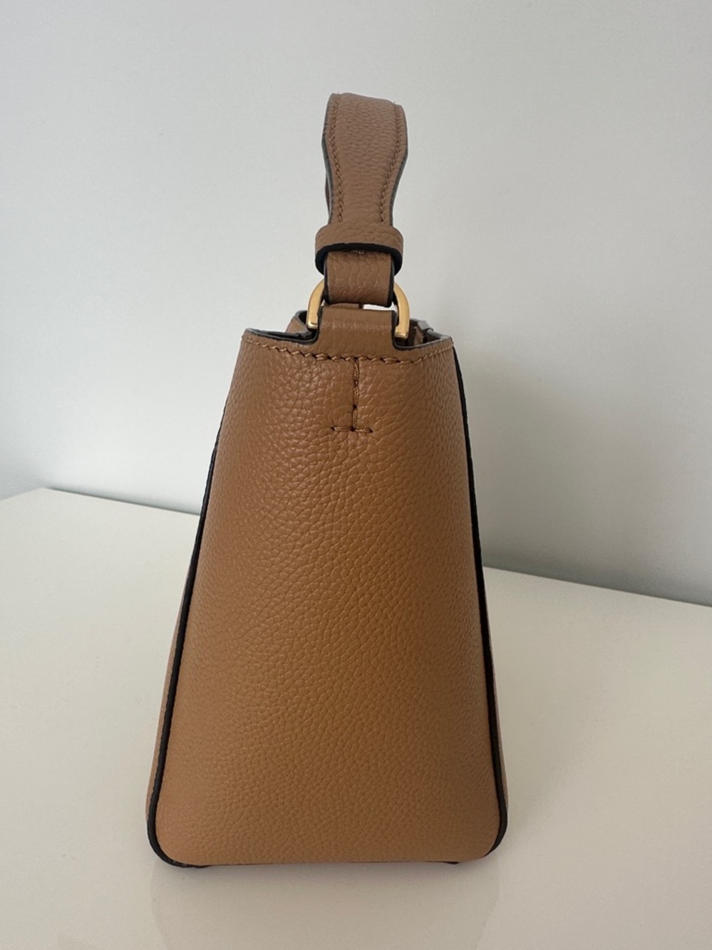 Tory Burch Small McGraw Crossbody Bucket Bag in Tiramisu - Picture 4 of 16
